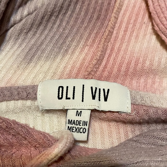 🤍OLIVIV TIE DYE SWEATSHIRT! - Picture 5 of 6